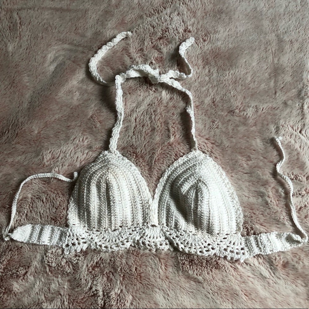 Knitter bikini top!
